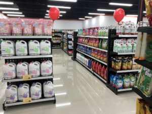 Quầy kệ siêu thị